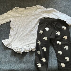 Dennys unicorn outfit